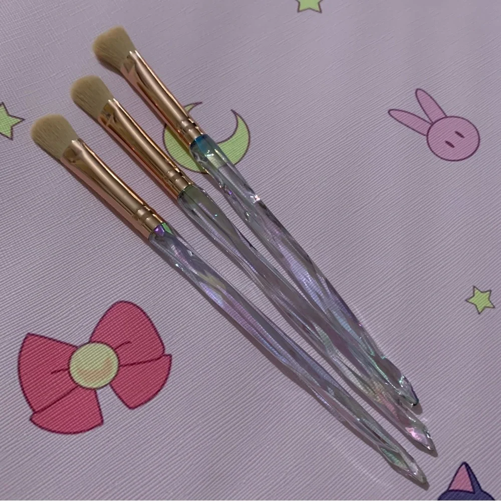 3 Makeup Brushes with Clear Diamond Rainbow Reflective Handles